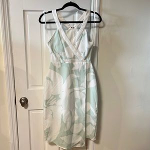 BCBGeneration - Pale green and white hibiscus print dress - Size 2